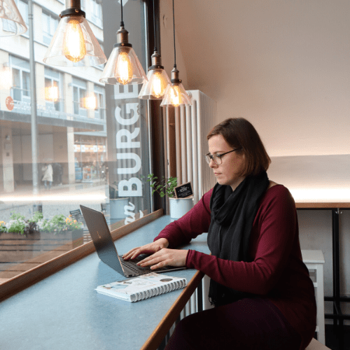Olga Weiss Technik-Expertin für dein Onlinebusiness
